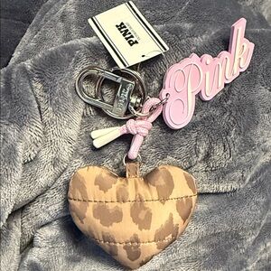 🎉🎉SALE🎉🎉PINK Victoria's Secret PUFFY Heart - Tan/Pink Leopard Print w/PINK tag!